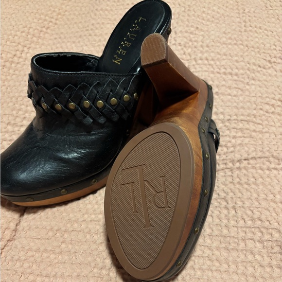 LAUREN Ralph LAuren clog mules. - Picture 1 of 5